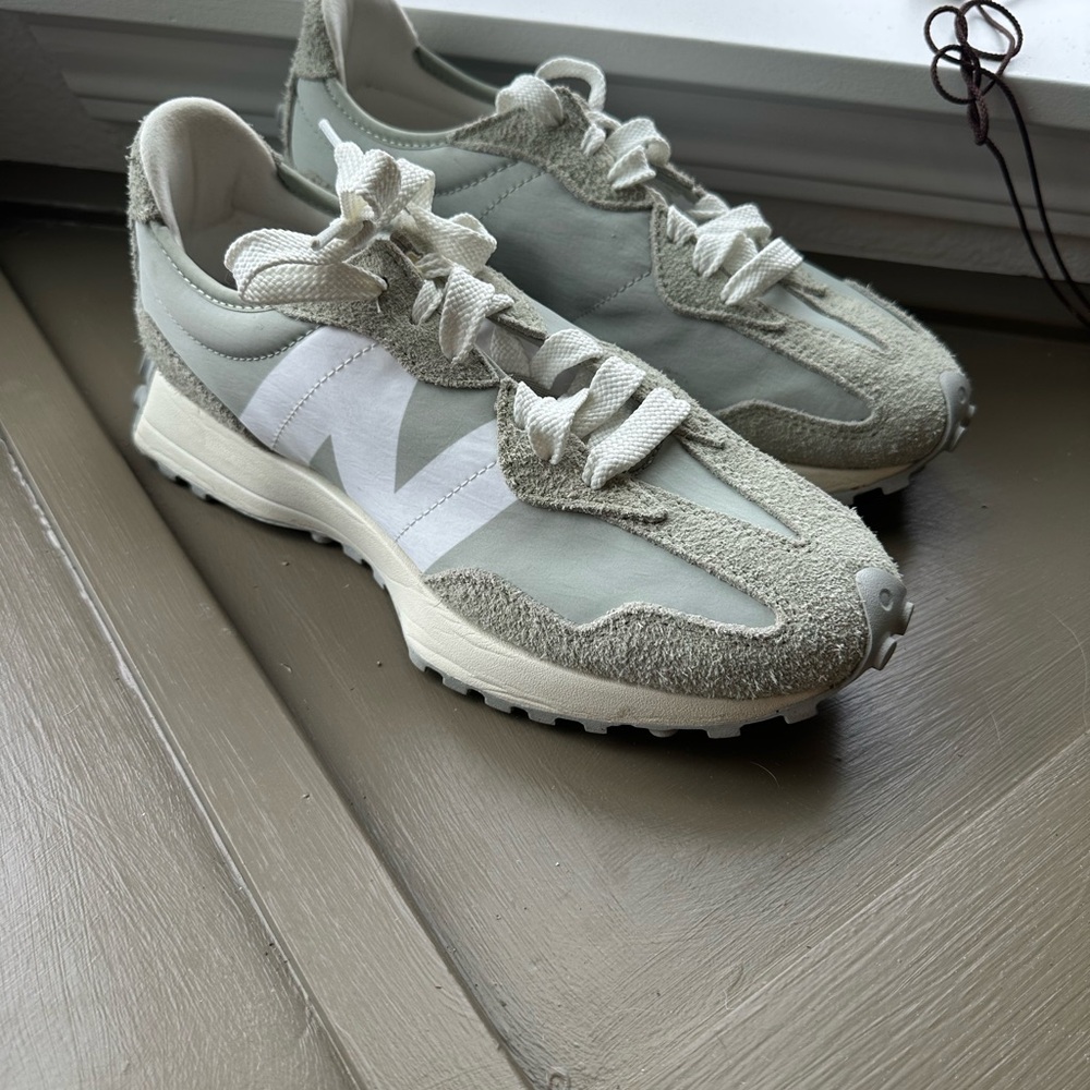 New Balance Sneakers